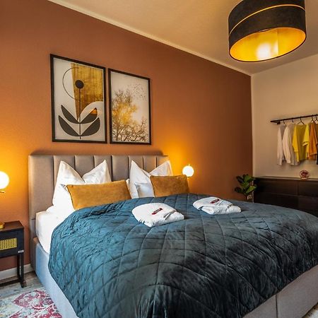 Maremar - Design Apartment - Luxus Boxspringbett - Zentral - Kueche - Arbeitsplatz - Highspeed Wlan Gera Buitenkant foto