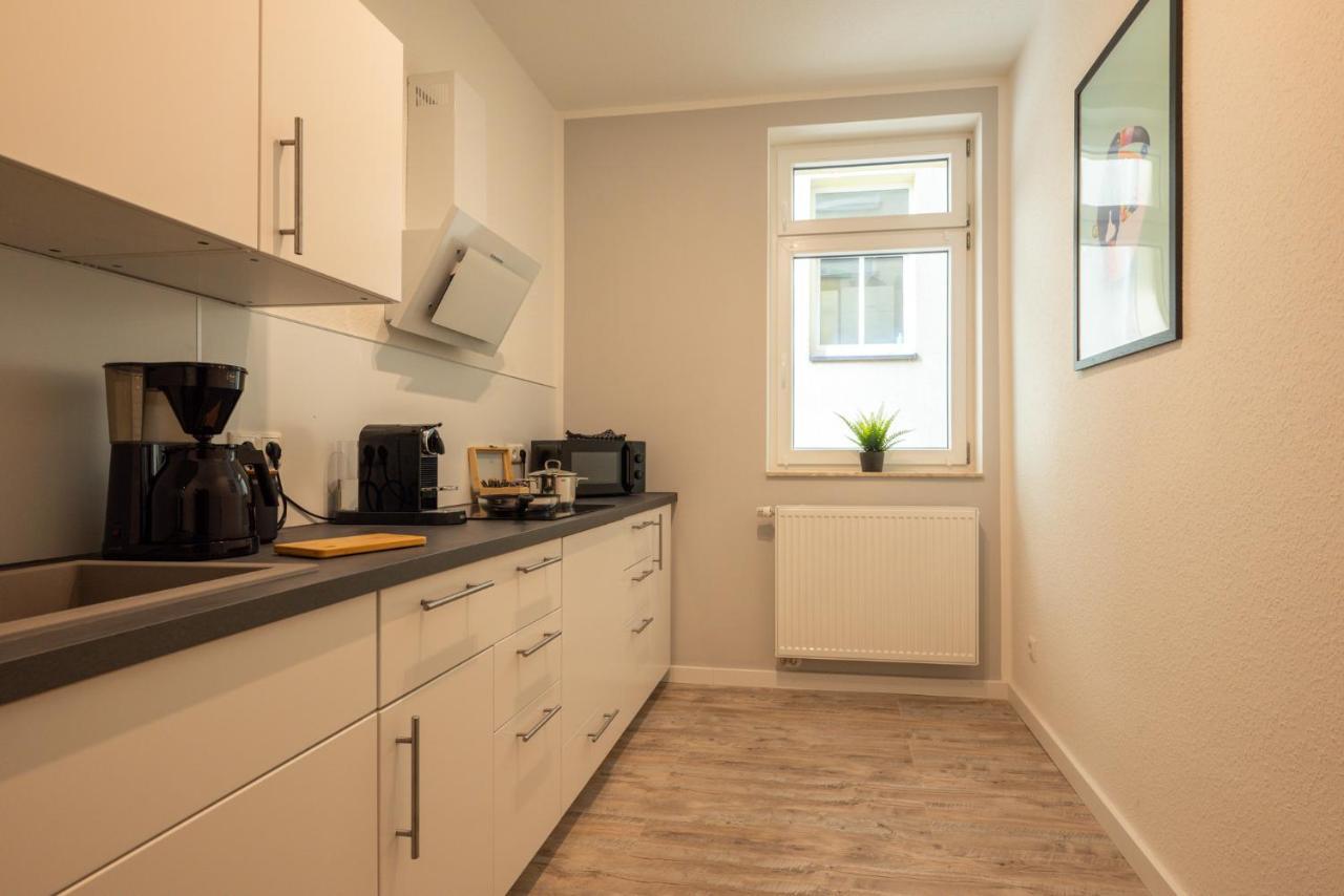 Maremar - Design Apartment - Luxus Boxspringbett - Zentral - Kueche - Arbeitsplatz - Highspeed Wlan Gera Buitenkant foto